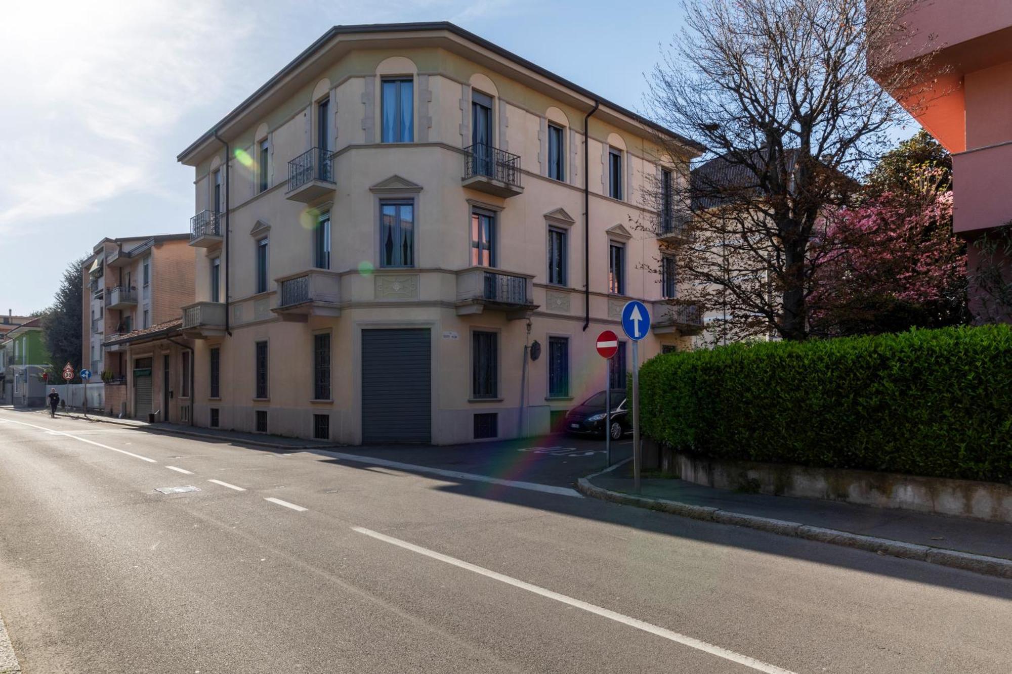 Residenza '900 Apartment Castellanza Exterior photo
